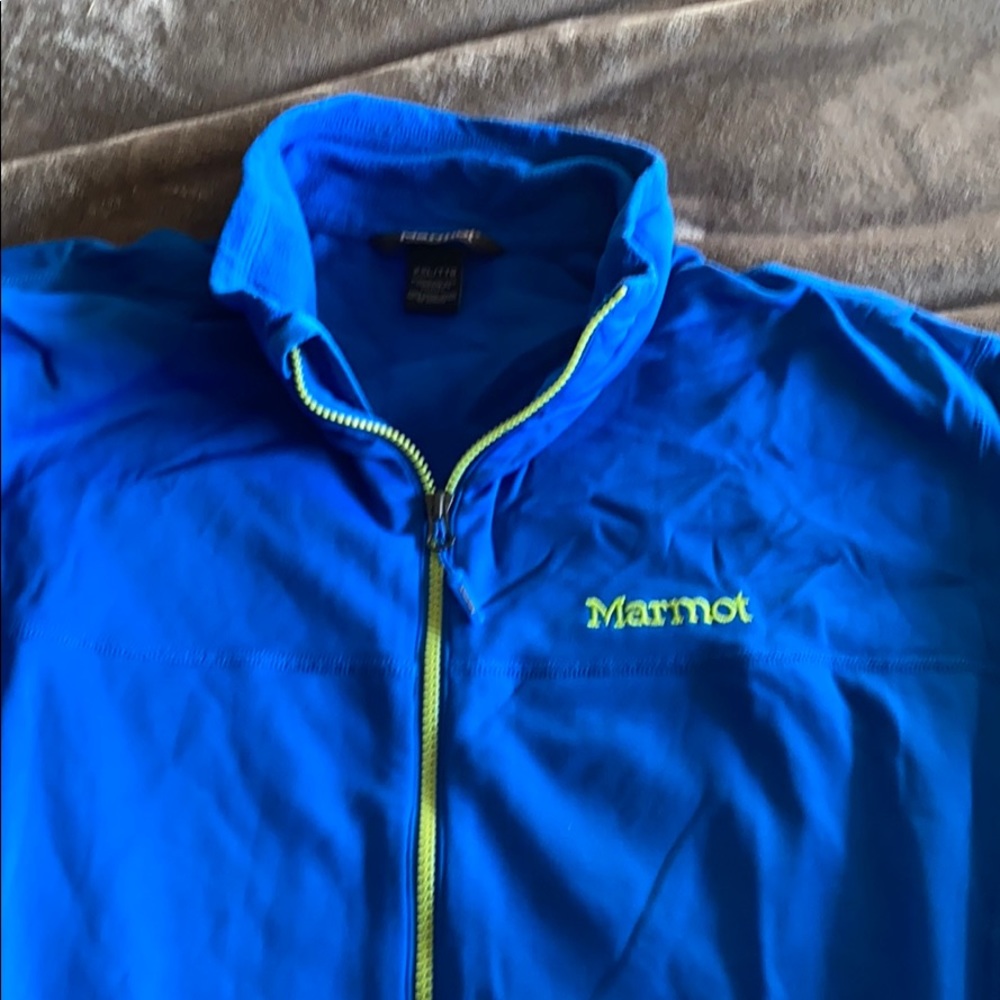 Light weight soft shell jacket long sleeves